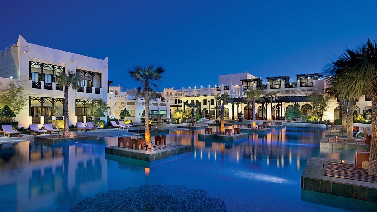 Jetzt das Sharq Village & Spa, a Ritz-Carlton ab 1381,-€ p.P. buchen