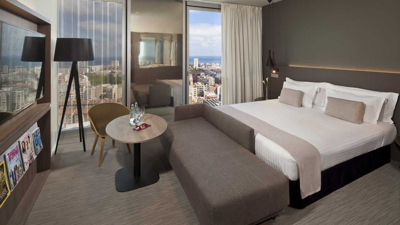 Jetzt das The Level at Melia Barcelona Sky ab 817,-€ p.P. buchen